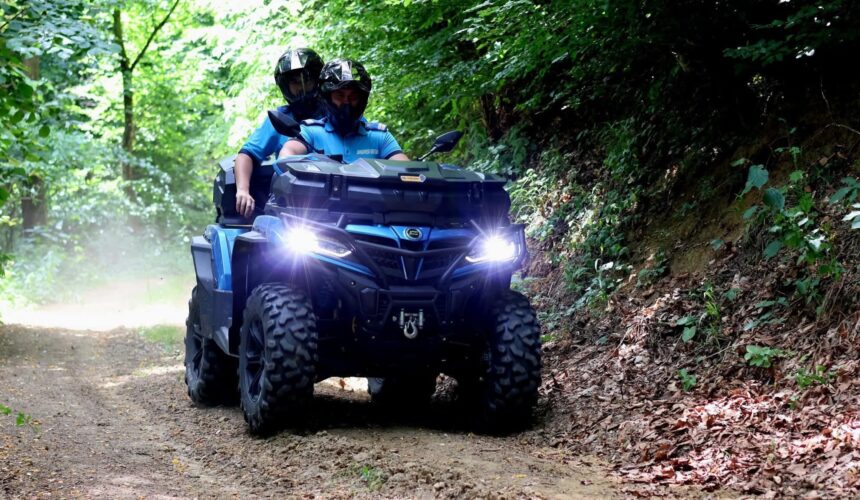 jandarmii maramureseni prezenti la endurocrossul maramuresului 689e201d37726