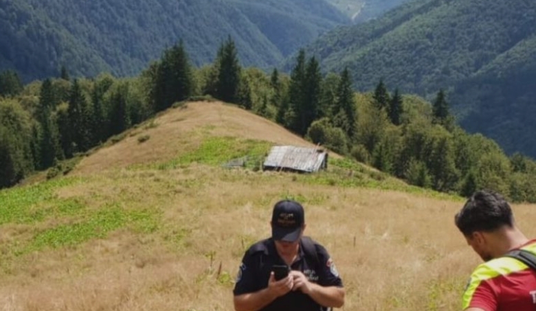 salvamont maramures operatiune de cautare si salvare in muntii maramuresului in zona varfului pop ivan 689f2ca3d8ec4
