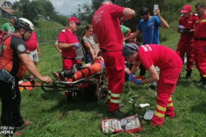 salvamont maramures operatiune de salvare complexa in zona greu accesibila a satului larga 6891c999f2f95