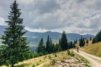 video recomandari pentru iubitorii de drumetii montane 6891f7a19709d