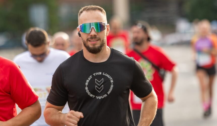 half maraton 2025 plutonierul stark christian din cadrul jandarmeria maramures a obtinut locul i la competitia sportiva 68c91c082d2ae