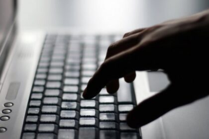 ipj doua cazuri de inselaciune informatica intr o singura zi 68cd233810e7c