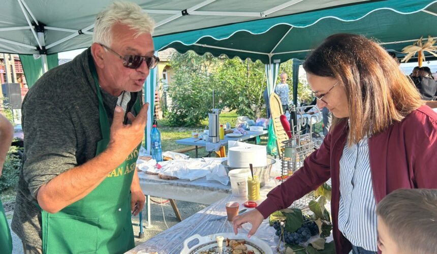 zahoranszki brigitta festivalul umplerii carnatilor la coltau la prima editie 68da4dac81f1b