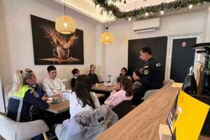 ipj o noua editie a proiectului la limonada cu un politist 68f20f9ea6aa8