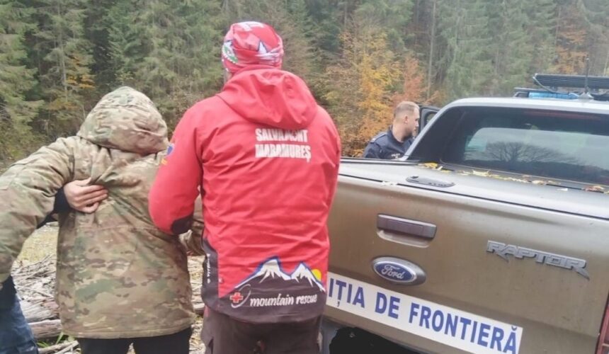 salvamont interventie in muntii maramuresului pentru salvarea a doi ucraineni tata si fiu 69048b22b89fd