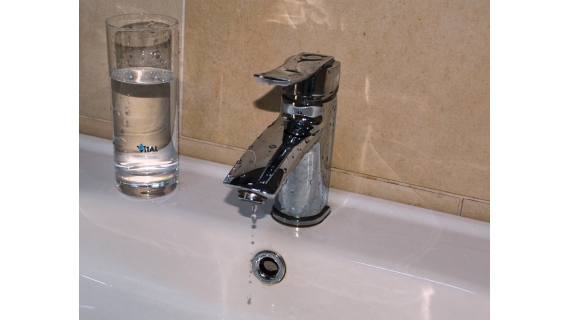 vital din cauza debitului scazut in frontul de captare locuitorii din orasul somcuta mare si localitatile apartinatoare se confrunta cu presiunea scazuta lipsa apei la robinete 68f8c0da87fb4