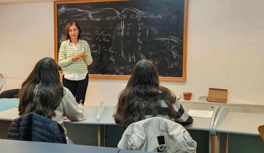 baia mare curs de chimie la biblioteca judeteana petre dulfu 69149f12d845b