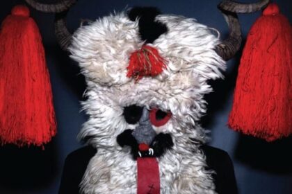 special doua muzee din maramures partenere la expozitia internationala misterul mastii populare romanesti 6929597f872d0