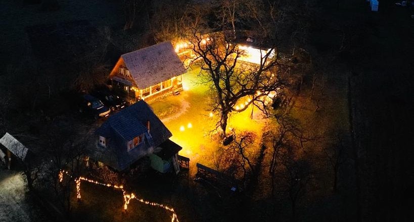 special sarbatoare la casa din vale breb 6922e86c8492a