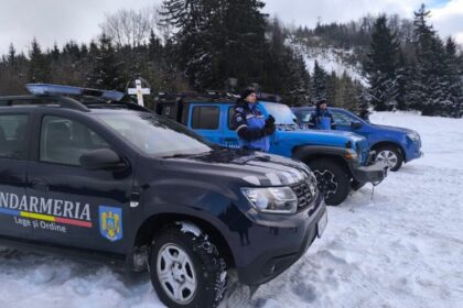 ijj jandarmii montani la datorie si in perioada sarbatorilor 694be461c3604