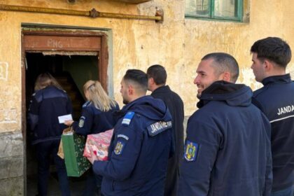 jandarmeria maramures alaturi de familiile nevoiase in prag de sarbatori 694a9e981b45d