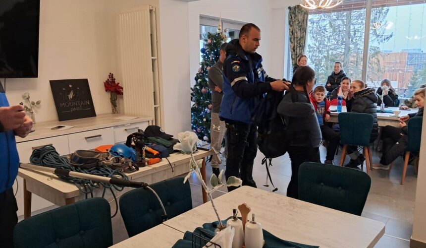 jandarmeria maramures cum ne echipam adecvat sezonului rece pe munte 69412c5858ffe