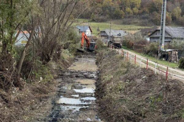 lucrari de intretinere finalizate pe valea poiana localitatea baba comuna coroieni 69456c2af0c50