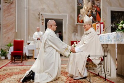 sighetu marmatiei orosz krisztofer levente a fost hirotonit ca diacon permanent 6935531f01039