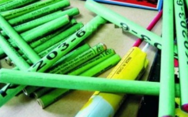 ulmeni tanar prins cu peste o mie de articole pirotehnice 693ffeca36c0a