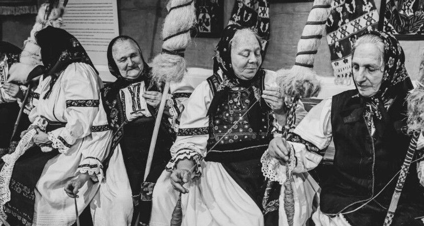 baia mare sezatoare la muzeul satului 697b4067a4d8e