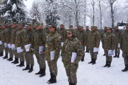 ceremonie de primire dupa sase luni de misiune in africa centrala 6966252eb96b9