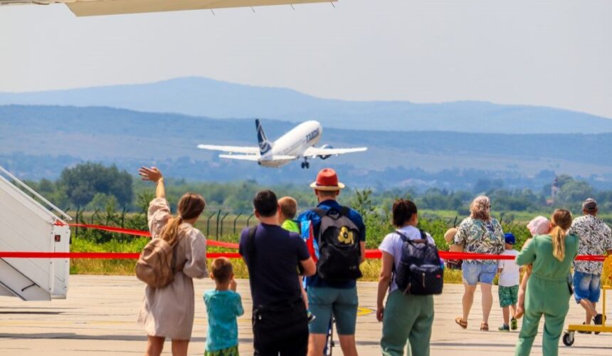aeroportul international maramures parte a conceptului 72 de ore in maramures maramures in tihna 699da153dfab6
