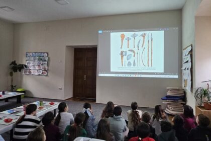 muzeul judetean de istorie activitati recreative mistere si povesti din preistorie primii oameni 6981fc59c71fe