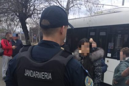 actiuni ale jandarmilor pentru siguranta calatorilor in transportul public din baia mare 69bfd43f28cdc