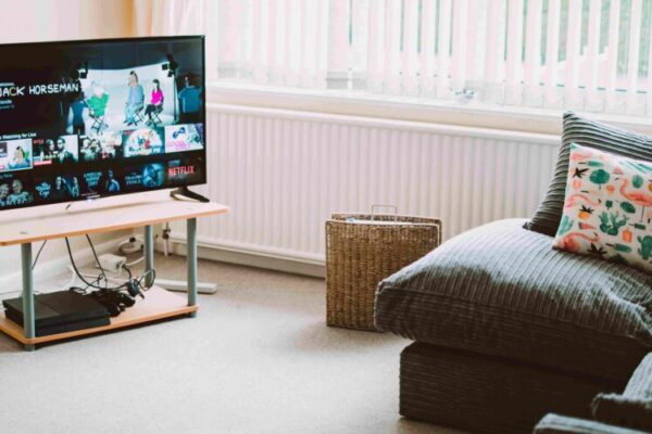 cum incearca producatorii de televizoare sa te convinga sa alegi urmatorul model 69ca41d1093dd