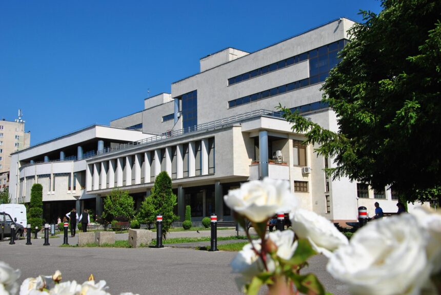 lansare de carte tiberiu utan poetul profunzimilor tacute de ioan dorel todea 69bb8082b5ecb