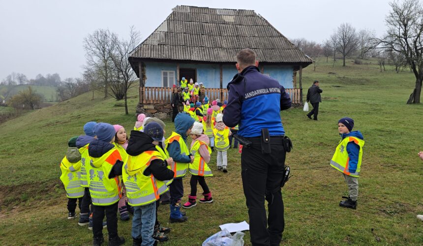 cavnic vanatoare de comori pentru copii organizata de jandarmii montani 69d0f0b439a81