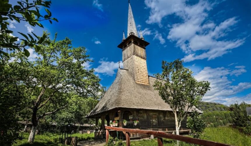 hramul bisericii sfantul mare mucenic gheorghe din incinta muzeului satului baia mare 69dcf76c0450d