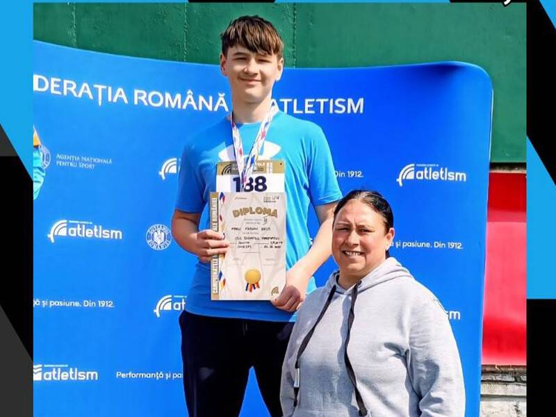 podium pentru css sighet la nationalele de aruncari u16 69d607ff88c34