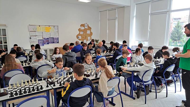 rezultate bune ale sahistilor baimareni 69f08dc81fa32