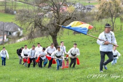 traditii carutul din cufoaia 69de003d65888