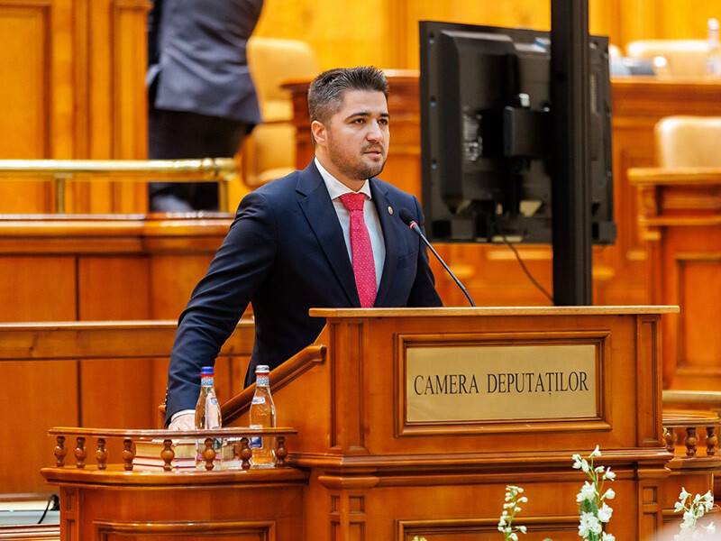 declaratii la cald din partea deputatului usr brian cristian despre guvernare mediu sport si tineret 69f99eab33ad1
