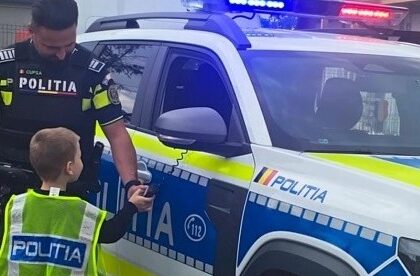 lapusel vizita a politistilor la gradinita 69fc8e7f927c9
