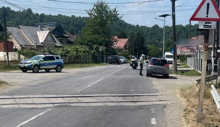 controale ale politistilor amenzi de peste 76 000 de lei in urma unei actiuni in zona trecerilor la nivel cu calea ferata 6a43a4606a4b8