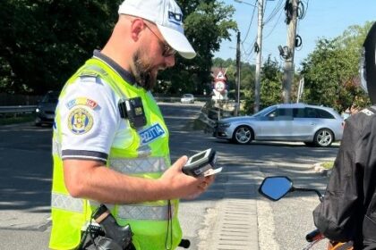 controale pe sosele aproape 1900 de masini verificate de politistii rutieri intr o saptamana 6a3b87fb5aa8d