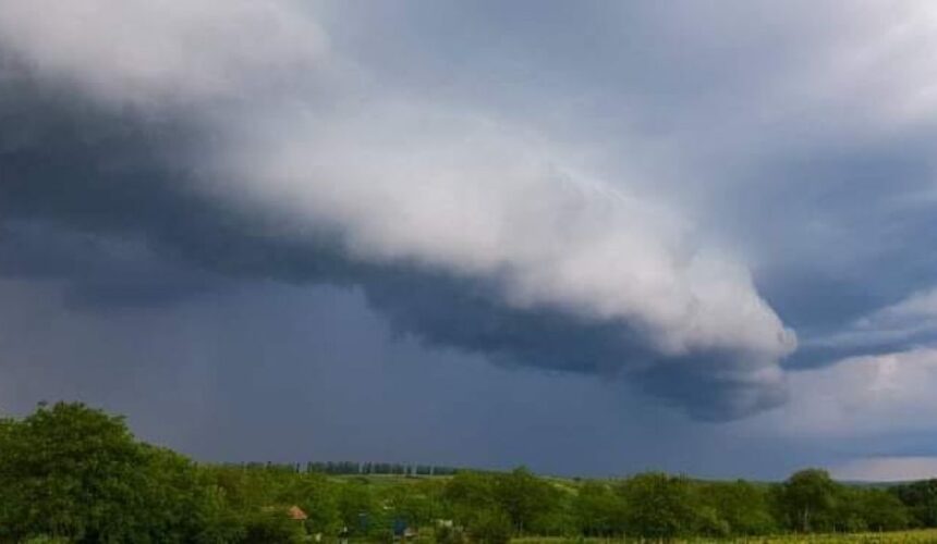 cod portocaliu avertizare meteorologica azi 27 iulie pentru zona de vest al judetului 6a676966ee3bc