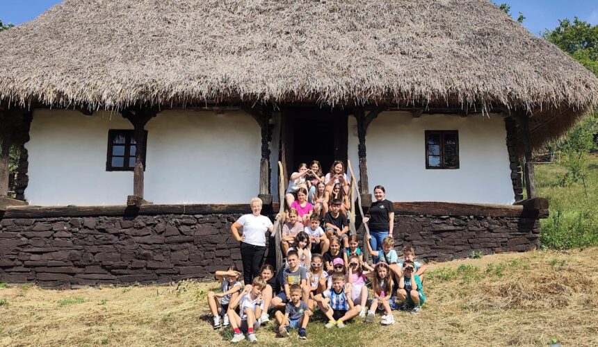 muzeul satului baia mare o zi in satul de odinioara maramureseni de acasa si maramureseni plecati in lume laolalta 6a90032e38438