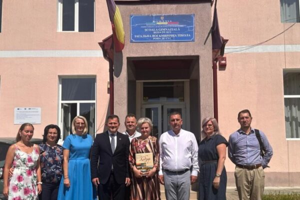 vizita consulul onorific al ucrainei vasile s ruscovan a revenit in comunitatea natala din rona de sus 6a7b14f90a35d