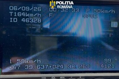 borsa prins gonind prin oras cu 164 km h 6a9ff5bf33961