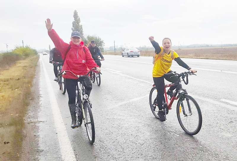 stafeta veteranilor a ajuns la baia mare voluntarii pleaca azi spre satu mare 6adf8b4299ebe